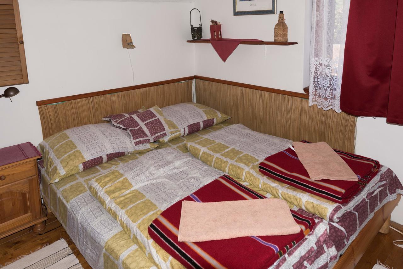 Pataky Borporta Bed & Breakfast Tarcal Bagian luar foto